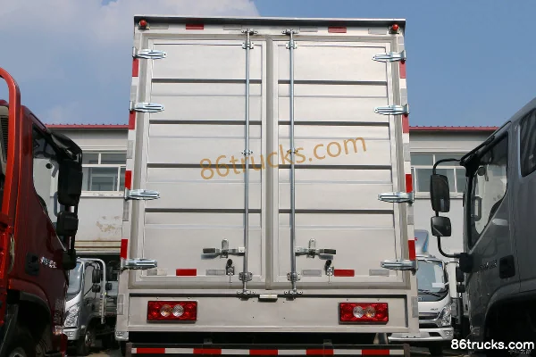 Foton Auling New Jieyun 156hp 4X2(6 wheels) 4.14m single-row van light truck Body (1) | 86Trucks