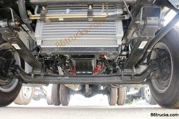 FAW Jiefang Hu V 95 ch 4X2(6 roues) 3,85 m camion plateau léger cabine avancée Châssis (1) | 86Trucks