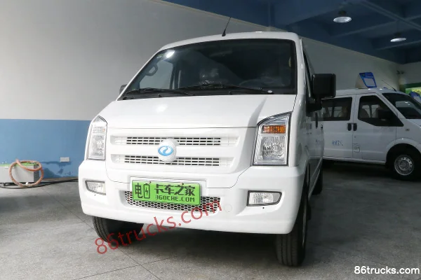 Ruichi EC35 2.7T 4.5m electric enclosed cargo truck Exterior (3) | 86Trucks