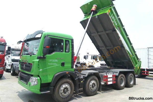 Sinotruk HOWO T5G Heavy Truck 340 hp 8X4(12 wheels) 5.6m Dump Truck Exterior (3) | 86Trucks
