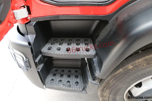 IVECO Eurocargo series heavy truck 299 hp 4X2(6 wheels) double-row cargo truck chassis Cab (3) | 86Trucks