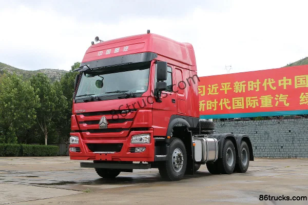 Sinotruk HOWO Heavy Truck 380hp 6X4(10 wheels) Tractor Truck (16-Speed) Exterior (3) | 86Trucks