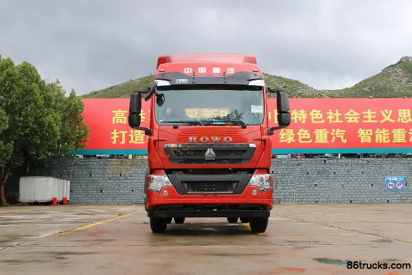 Sinotruk HOWO T5G Heavy Truck 350 hp 4X2(6 wheels) Tractor Truck Exterior (2) | 86Trucks