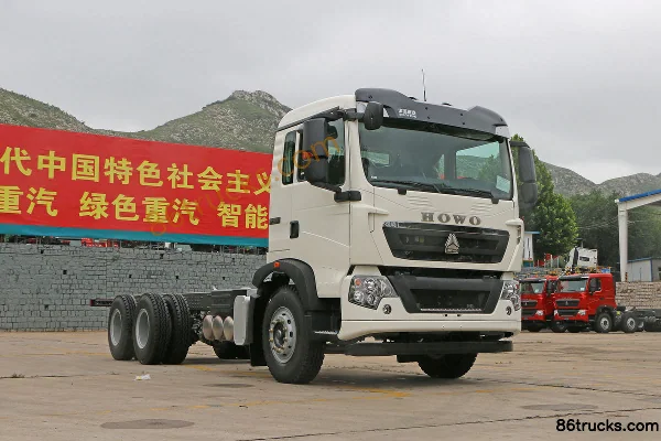 Sinotruk HOWO T5G Heavy Truck 340hp 6X4(10 wheels) Cargo Truck Chassis Exterior