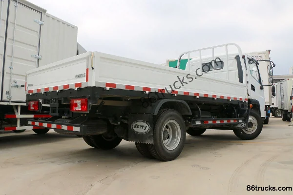 Kairui Green Card City Distribution Basic Model 116 hp 4X2(6 wheels) 4.2m Single-row Flatbed Light Truck Exterior (3) | 86Trucks