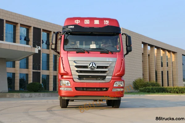 Sinotruk Hohan J7B Heavy Truck 340 hp 6X2(8 wheels) 9.6m Flatbed Cargo Truck Exterior (2) | 86Trucks