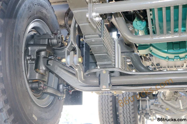Sinotruk Hohan J7B 340 hp 6X4(10 wheels) dump truck chassis (3) | 86Trucks