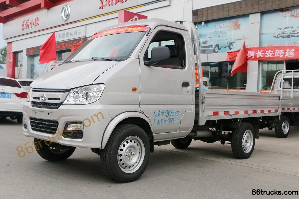 Changan Kuayue Xinbao MINI 1.0L 68hp 4X2(6 wheels) 3.05m Single Row Flatbed Mini Truck Exterior (3) | 86Trucks