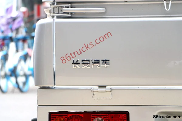 Ankai Shenqi F30 modèle 2018 version confort essence 1,5 L 112 ch 3 m (charge nominale 1015) pick-up monoplace Carrosserie (4) | 86Trucks