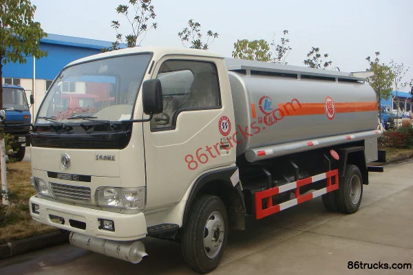 Dongfeng Dongfeng V Mini Truck fuel tanker truck