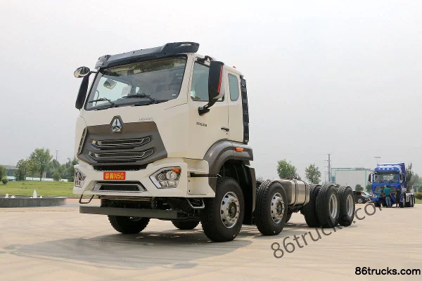 Sinotruk Haohan N5G Camion lourd 310ch 8X4(12 roues) Châssis de camion porteur Extérieur (3) | 86Trucks