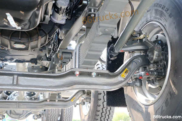Sinotruk Haohan N5G Camion lourd 310ch 8X4(12 roues) Châssis de camion porteur (3) | 86Trucks