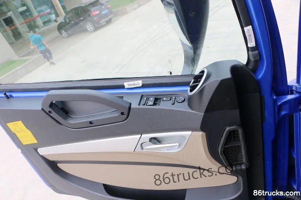 Sinotruk Hohan N6G Heavy Truck 400 hp 6X4(10 wheels) Tractor Truck Cab (3) | 86Trucks