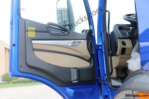Sinotruk Hohan N6G Heavy Truck 400 hp 6X4(10 wheels) Tractor Truck Cab (1) | 86Trucks