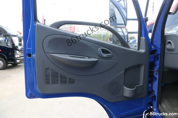 Dongfeng Duolika D6-L Heavy-Duty Edition 150hp 4X2(6 wheels) 4.17m Single-Row Van Light Truck Cab (2) | 86Trucks