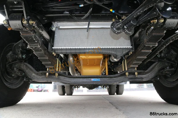 Dongfeng Duolika D6-L Heavy-Duty Edition 150hp 4X2(6 wheels) 4.17m Single-Row Van Light Truck Chassis (3) | 86Trucks