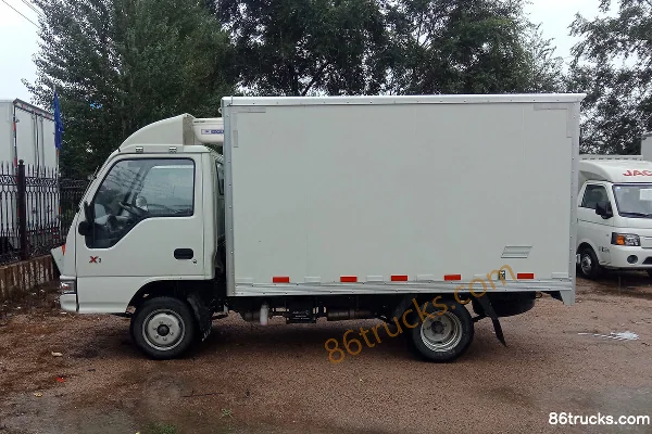 JAC Kangling X1 87 ch 4X2(6 roues) camion frigorifique 3,1 m Extérieur (2) | 86Trucks