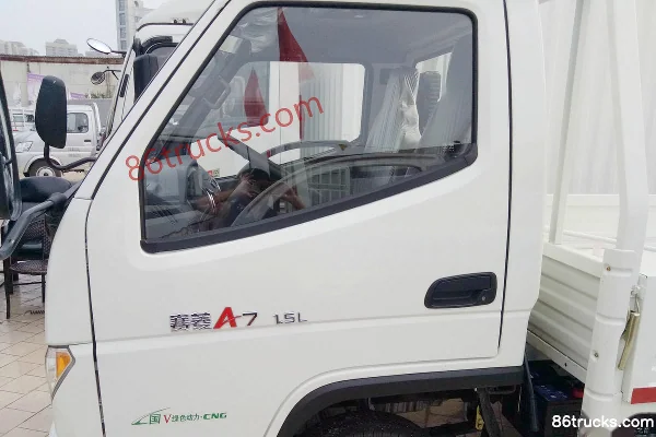 Tangjun Ouling Sailin A7 1.5L 108 hp 4X2(6 wheels) Gasoline/CNG 3.63m single-row flatbed mini truck Exterior (2) | 86Trucks