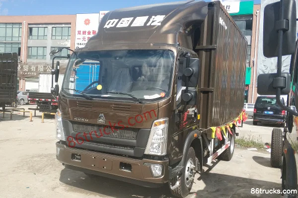 Sinotruk HOWO Tongshuai 160hp 4X2(6 wheels) 4.15m single-row van truck Exterior (3) | 86Trucks