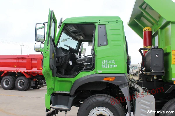 FAW Jiefang Qingdao TianV heavy truck 336hp 8X4(12 wheels) 5.6m dump truck Cab (1) | 86Trucks
