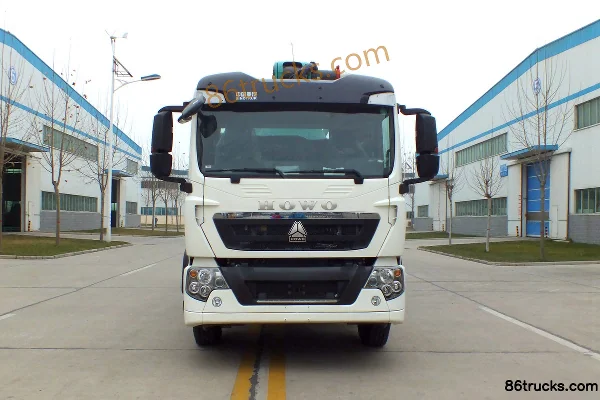 Sinotruk HOWO 280 hp 4X2(6 wheels) 33m Concrete Pump Truck (Senyuan Brand) Exterior (2) | 86Trucks