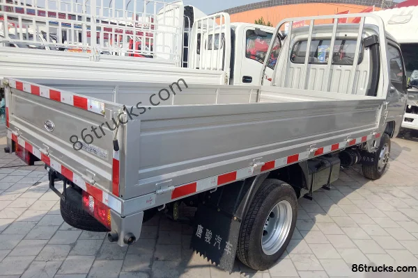 Tangjun Ouling Sailin A6 1,5 L 108 ch 4X2(6 roues) Essence Camion plateau micro 3,08 m à cabine simple Extérieur (2) | 86Trucks