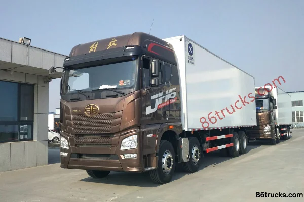 FAW Jiefang Qingdao JH6 350 ch 8X4(12 roues) camion frigorifique (Binglingfang) Extérieur (2) | 86Trucks