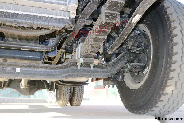 Sinotruk HOWO Hanjiang Logistics Edition 129 hp 4X2(6 wheels) 4.15m Single Row Stake Truck Chassis (3) | 86Trucks