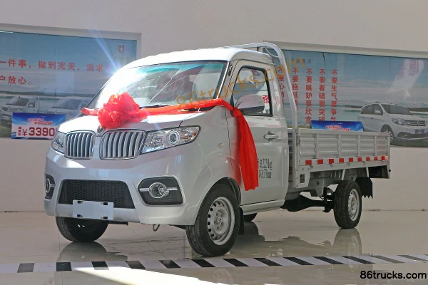 Jinbei T30 Modèle 2018 Confort 1,3 L 82 ch 4X2(6 roues) Essence 2,95 m Camion plateau simple cabine Extérieur (3) | 86Trucks