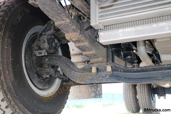 Feidi V6 Series 165 hp 4X2(6 wheels) 4.15m Single Row Box Light Truck Chassis (2) | 86Trucks
