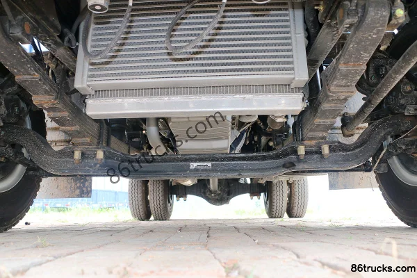 Feidi V6 Series 165 hp 4X2(6 wheels) 4.15m Single Row Box Light Truck Chassis (1) | 86Trucks