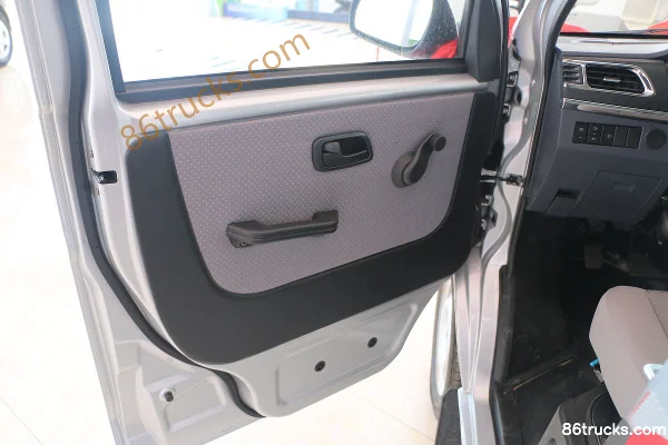 Jinbei Xiaohaishi X30 Standard Edition 86hp 2-Seat 1.3L Panel Van Cab (1) | 86Trucks