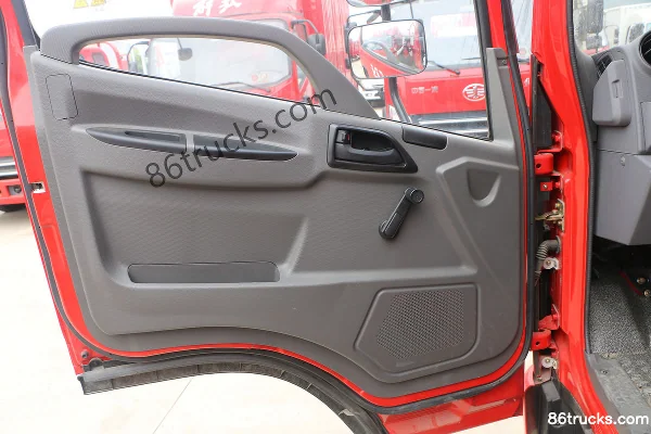 FAW Jiefang Hu VN 110 hp 4X2(6 wheels) 3.85m Single Row Flatbed Light Truck Cab (1) | 86Trucks