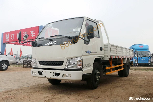 JMC Shunda Narrow Body Deluxe 116hp 4X2(6 wheels) 4.22m Single Row Flatbed Light Truck Exterior (3) | 86Trucks