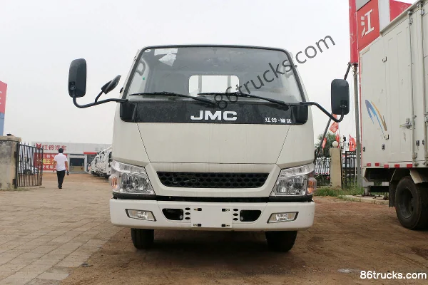 JMC Shunda Narrow Body Deluxe 116hp 4X2(6 wheels) 4.22m Single Row Flatbed Light Truck Exterior (2) | 86Trucks