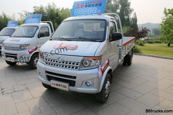Ankai Shenqi T20L 2018 Standard Type 1.5L 112 hp 4X2(6 wheels) Gasoline 3.6m Single Row Flatbed Micro Truck Exterior (3) | 86Trucks