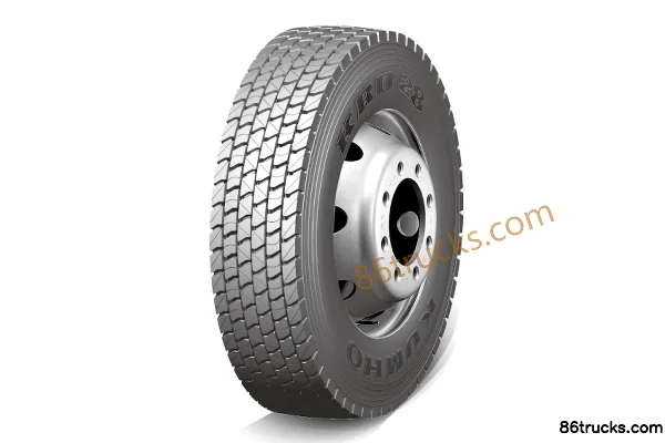 Kumho KRD28 (315/80R22.5 18PR) medium/long-haul tire Exterior