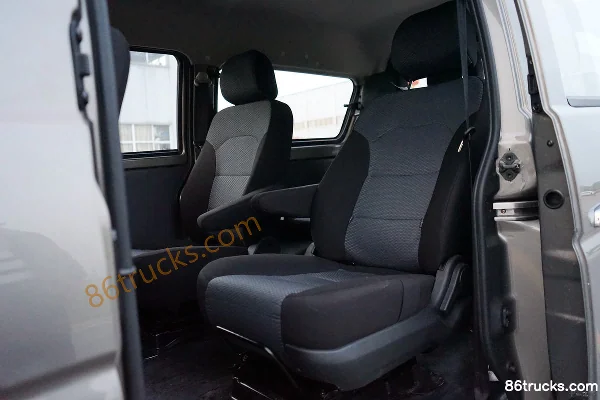 King Long Kaiwo D07 Entrepreneur Comfort Edition 2.4T 4.17m Pure Electric Light Bus 50.3kWh Cab (2) | 86Trucks