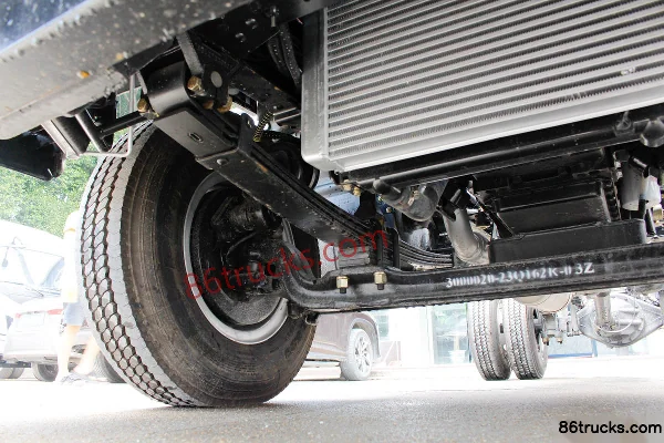Hyundai Commercial Vehicle Zhidao 300MII 130 ch 4X2(6 roues) camion léger fourgon à cabine simple 4,165 m Châssis (2) | 86Trucks
