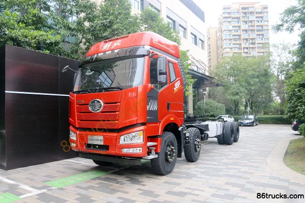 FAW Jiefang New J6P Heavy Truck 460 hp 8X4(12 wheels) 8.8m Dump Truck (Hydraulic Retarder) Exterior (3) | 86Trucks