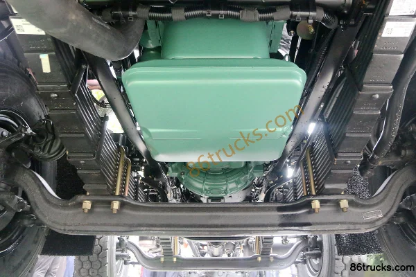 FAW Jiefang New J6P Heavy Truck 460 hp 8X4(12 wheels) 8.8m Dump Truck (Hydraulic Retarder) Chassis (3) | 86Trucks