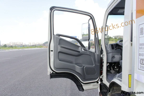 JAC Shuailing H 130ch 4X2(6 roues) 4,08m camion de transport de bouteilles à cabine simple (1) | 86Trucks