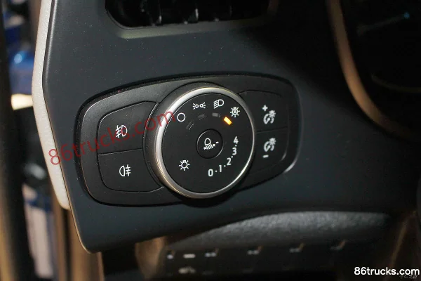 Ford F-MAX Heavy Truck 500 hp 4X2(6 wheels) Tractor Truck Cab (2) | 86Trucks