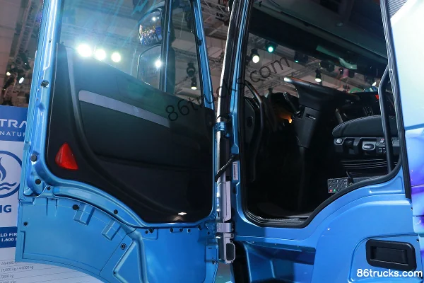 IVECO New Stralis Heavy Truck 460hp 4X2(6 wheels) LNG Tractor Truck (1600 km Range) Cab (1) | 86Trucks