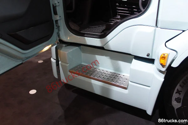 Volvo FE 6X2(8 wheels) Garbage Transport Truck Cab (2) | 86Trucks