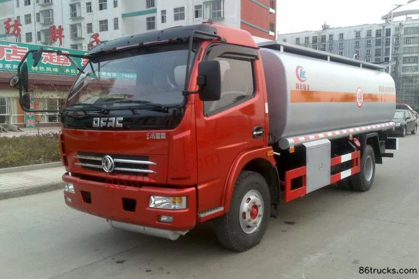 Dongfeng Dongfeng Kangba Light Truck fuel tanker truck
