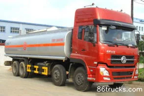 Dongfeng Tianlong 270hp 8X4(12 wheels) Fuel Tanker Truck (Jiangte Brand) Exterior