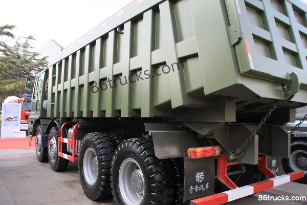 Sinotruk HOVA 420 hp 8X4(12 wheels) Wide-body Mining Dump Truck Chassis (1) | 86Trucks