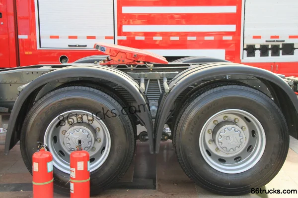 Sinotruk Haoyun Heavy Truck 375hp 6X4(10 wheels) Tractor Truck Cab (1) | 86Trucks