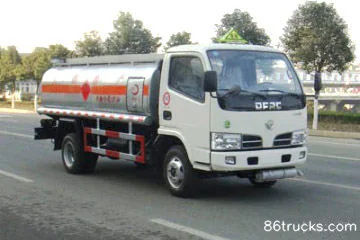 Dongfeng Dongfeng Jinba light-duty truck fuel tanker truck